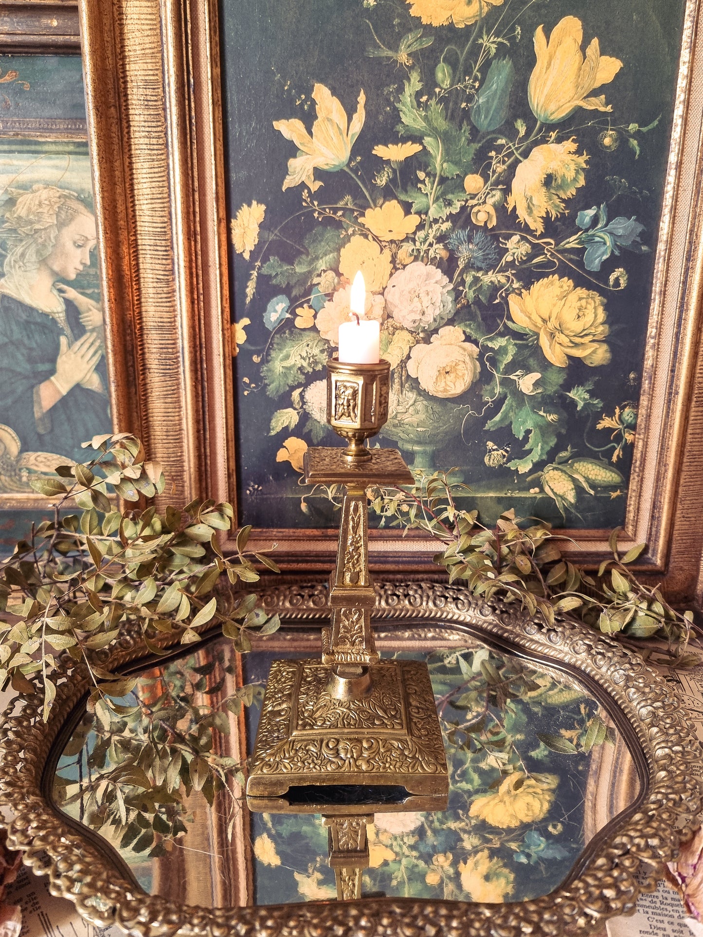 PAIRE DE BOUGEOIRS EN BRONZE