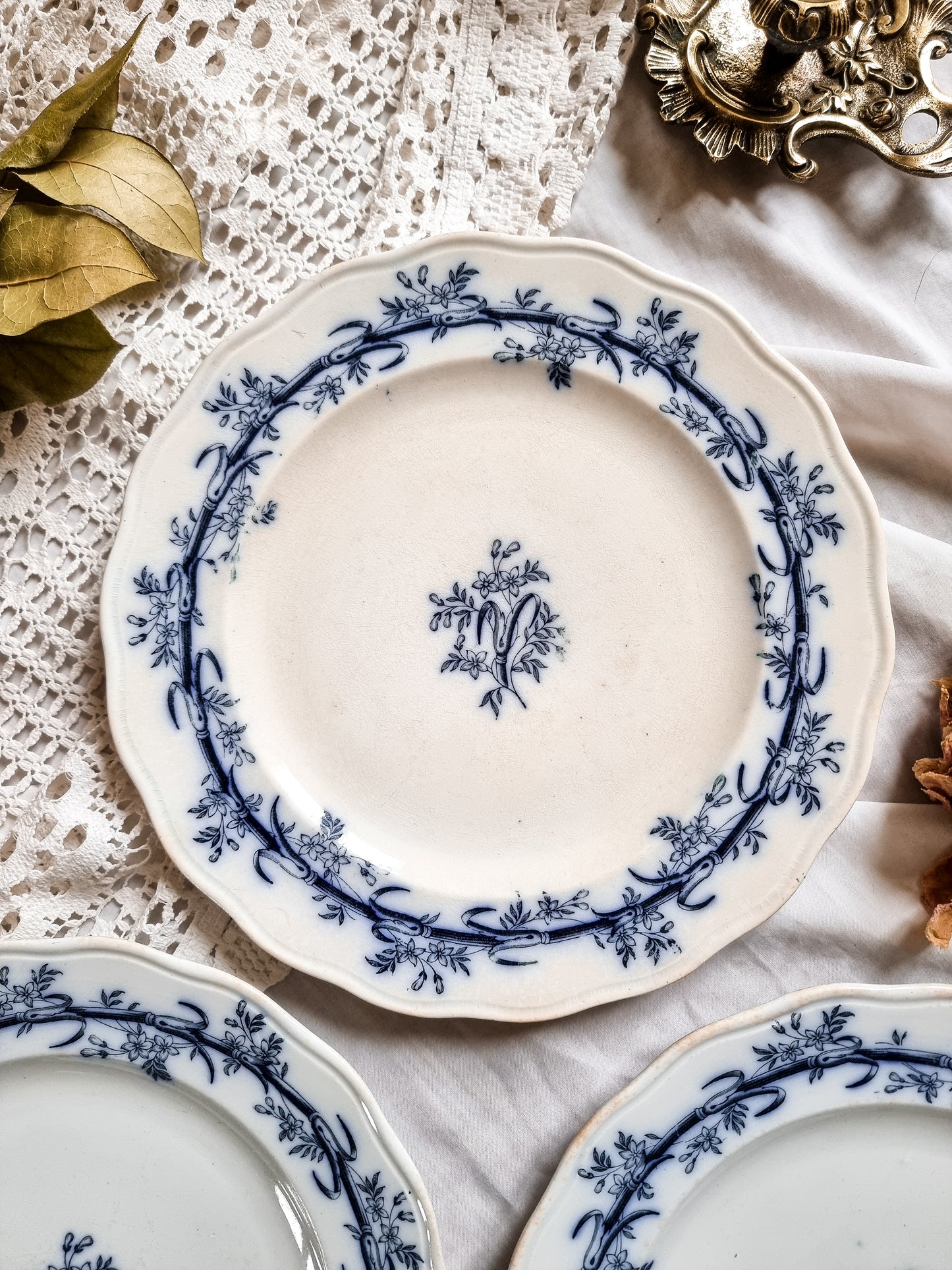 ASSIETTES PLATES BWM&CO