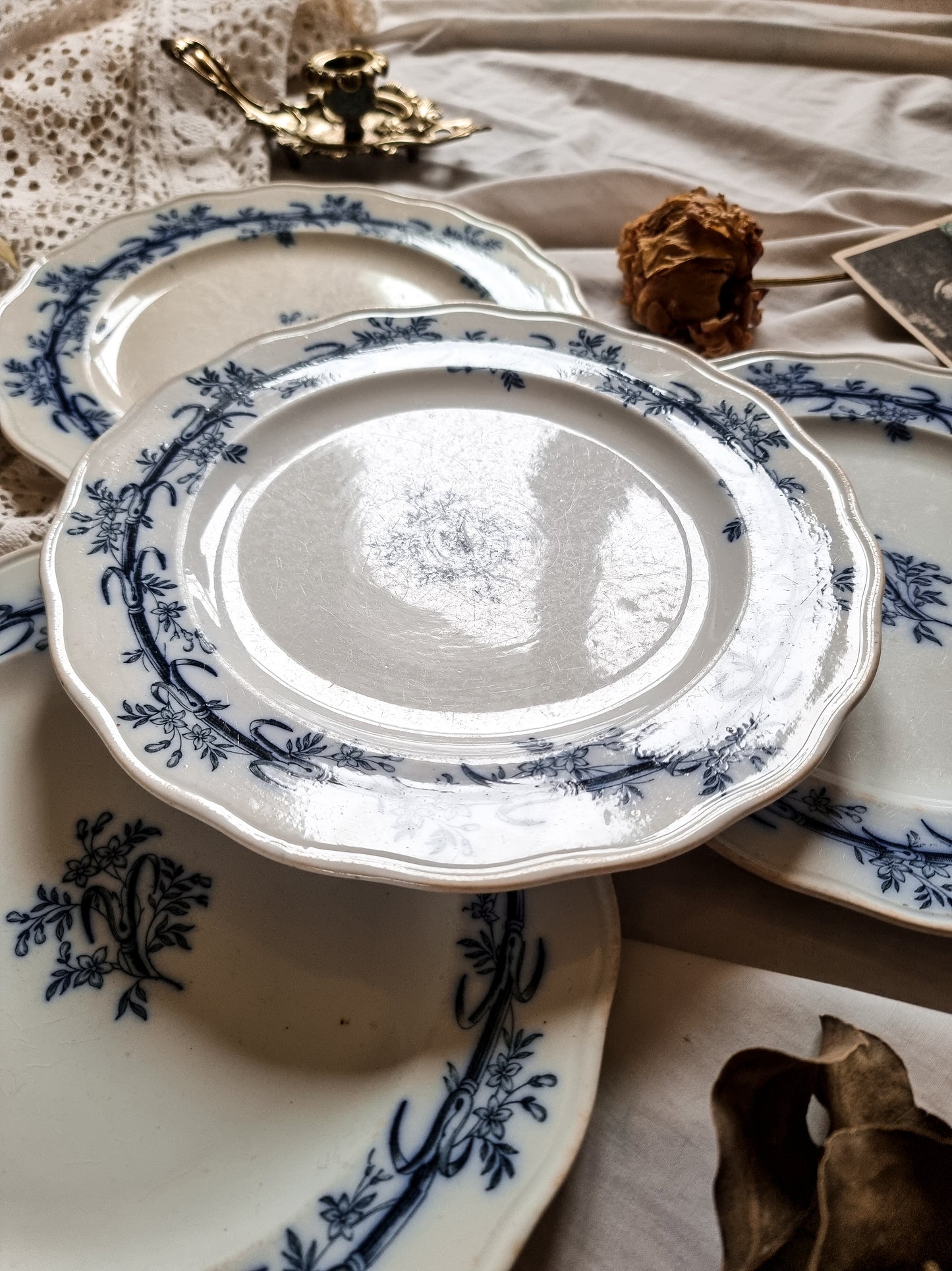 ASSIETTES PLATES BWM&CO