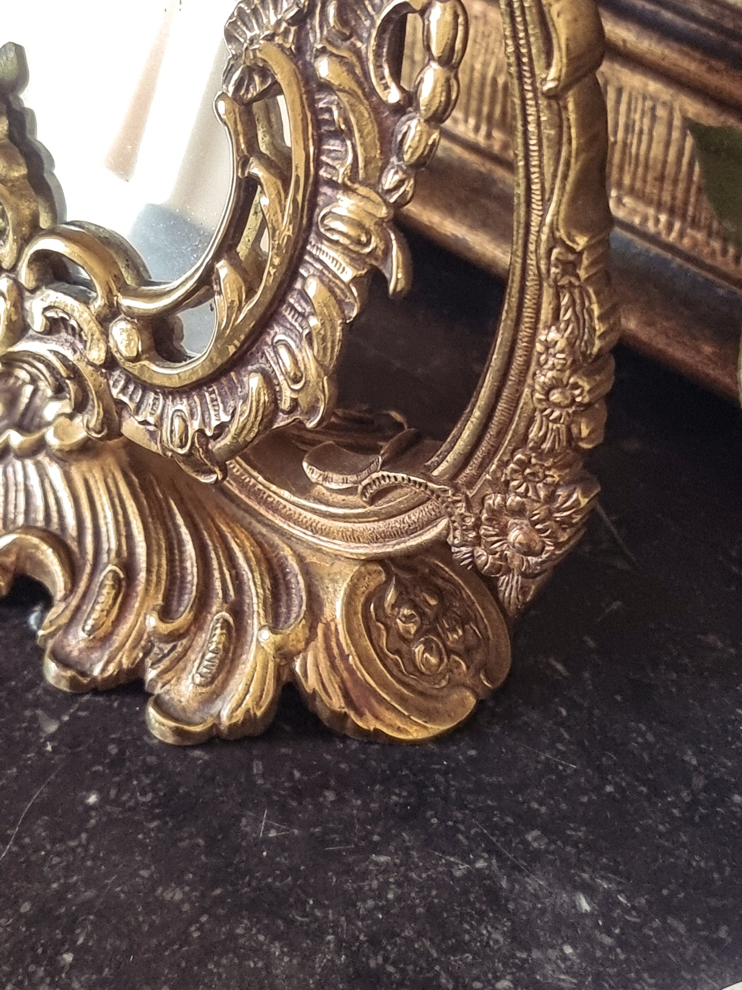 LE MAGISTRAL - MIROIR DE TABLE EN BRONZE