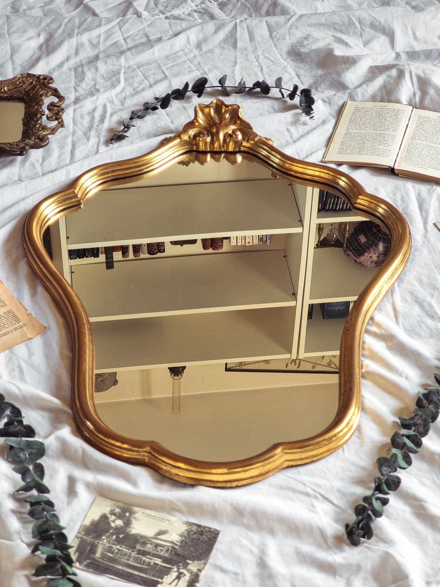 LE LOUIS XV - GRAND MIROIR DORÉ