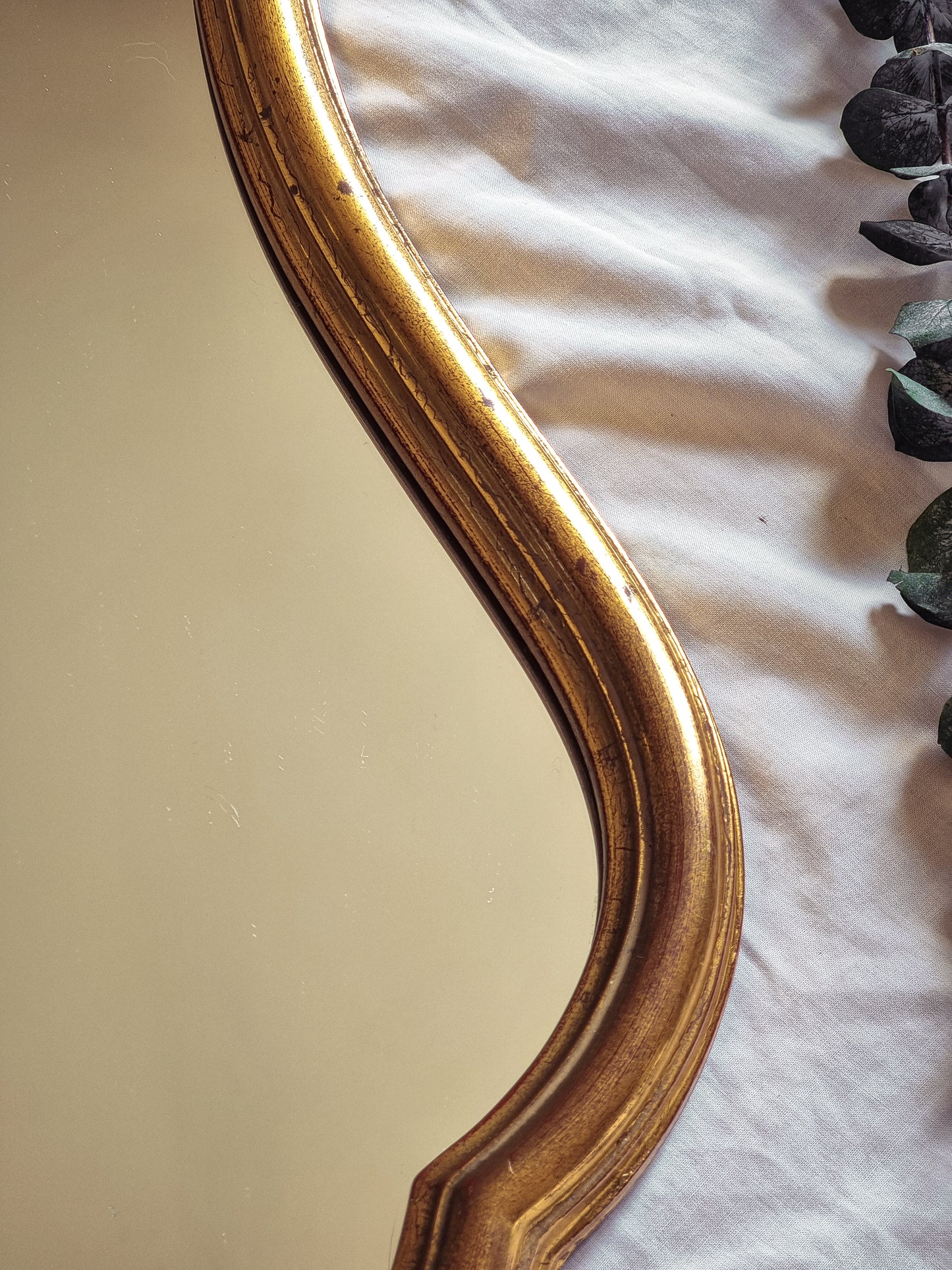 LE LOUIS XV - GRAND MIROIR DORÉ