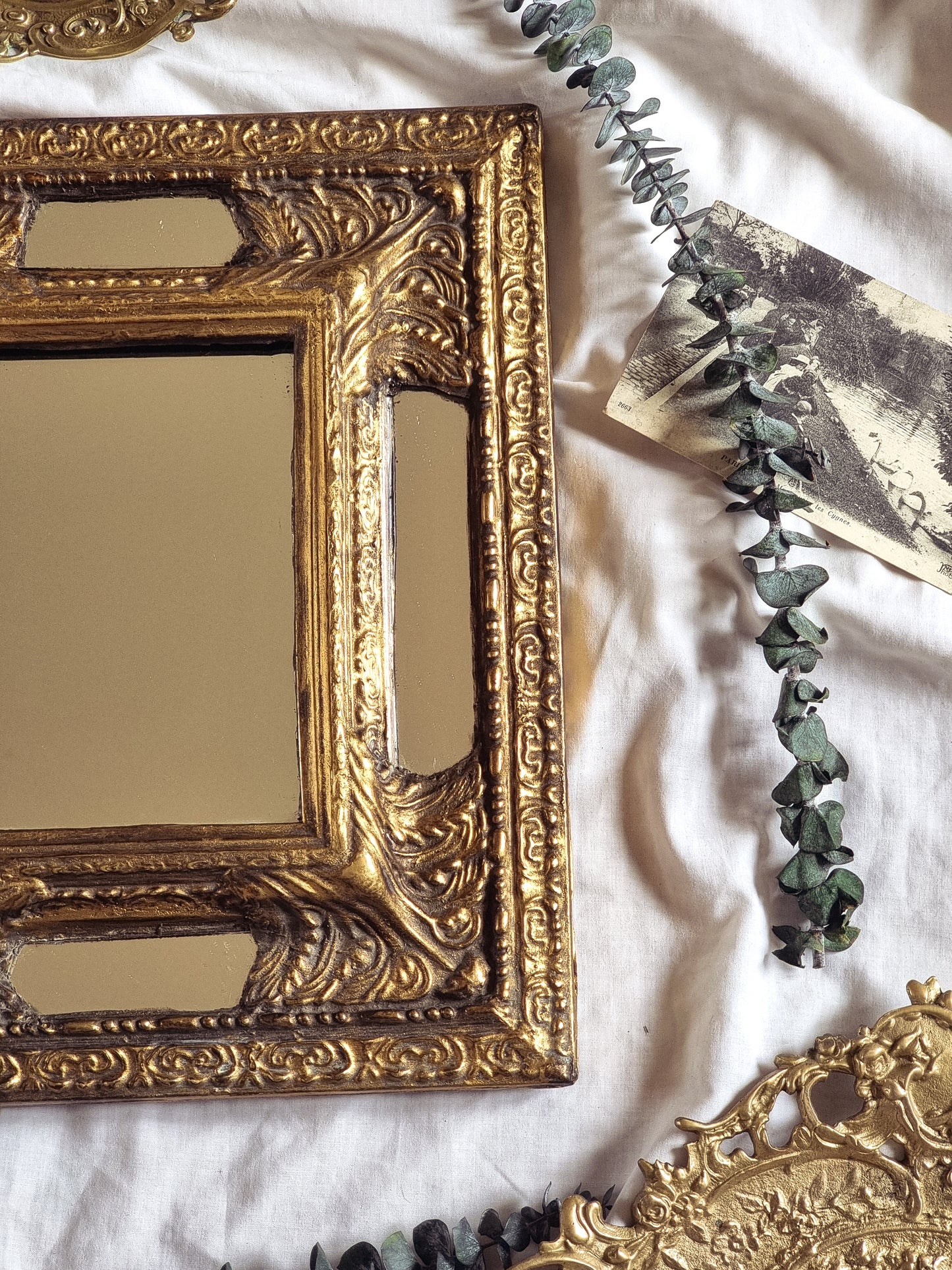 MIROIR À PARECLOSES