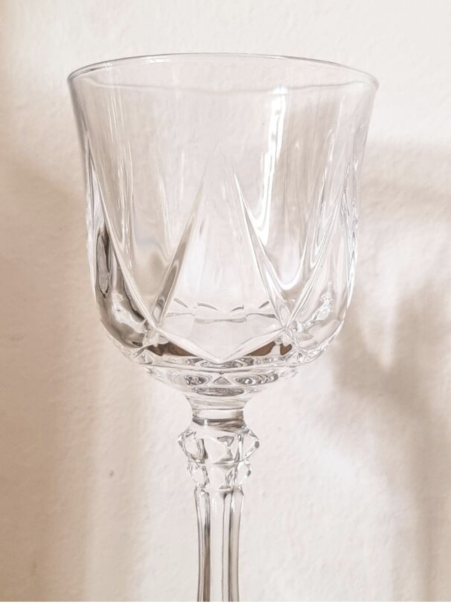 4 VERRES À PIED EN CRISTAL