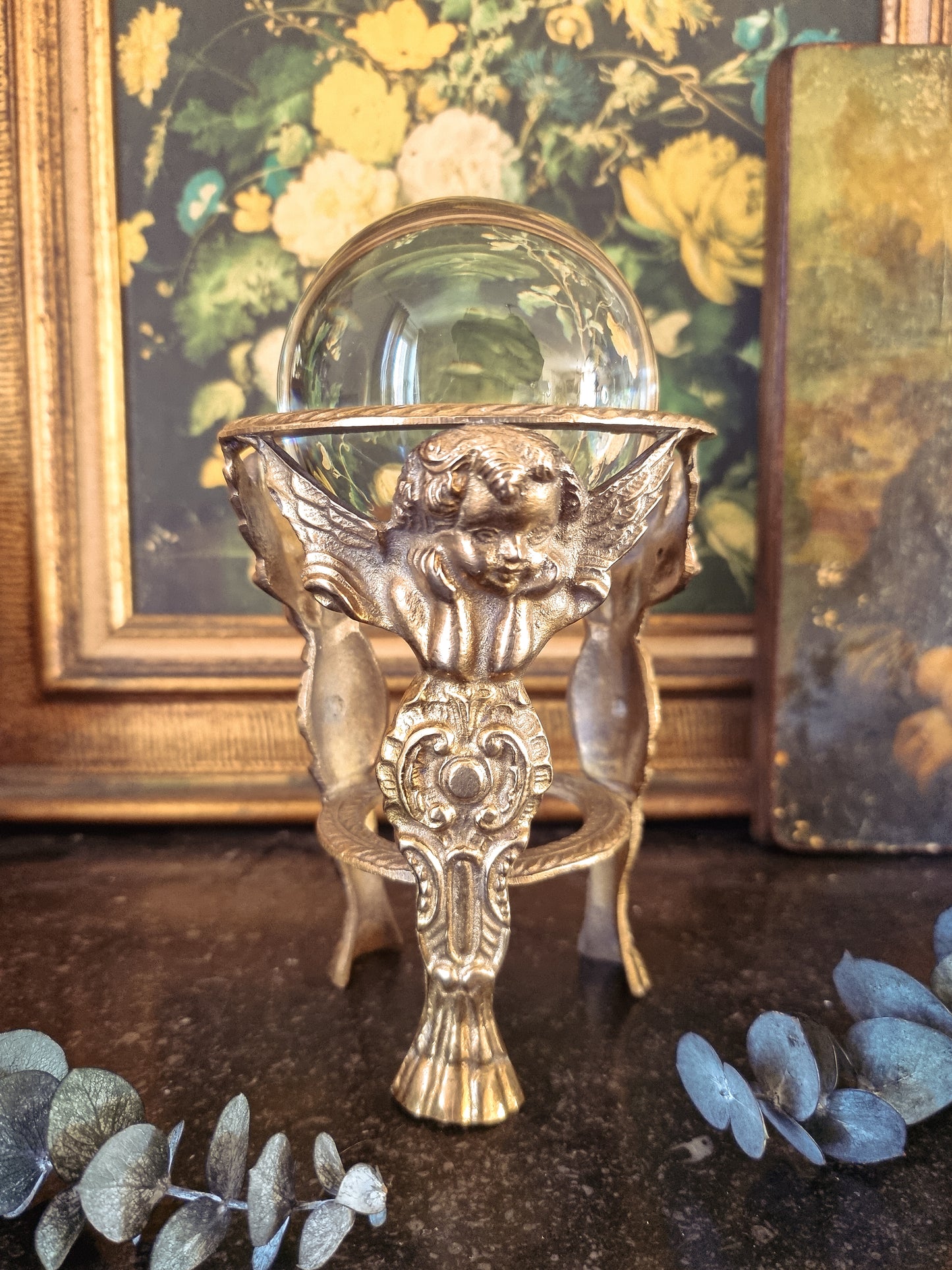BOULE DE CRISTAL SUR SOCLE