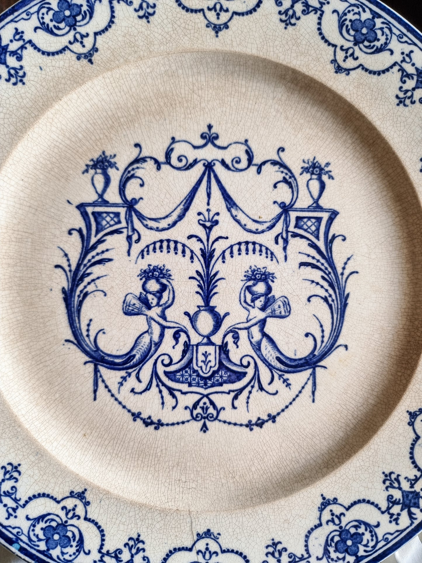 PLAT À GÂTEAU SURÉLEVÉ - JULES VIEILLARD