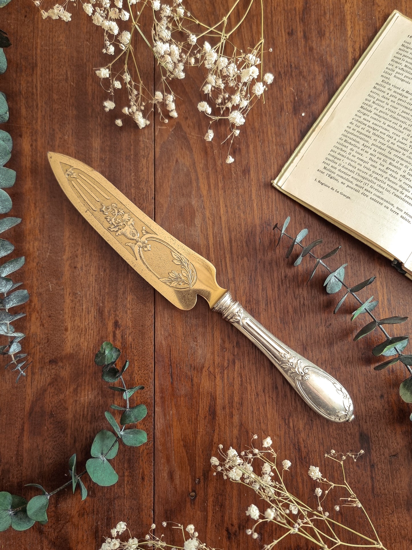 COUTEAU/PELLE DE SERVICE
