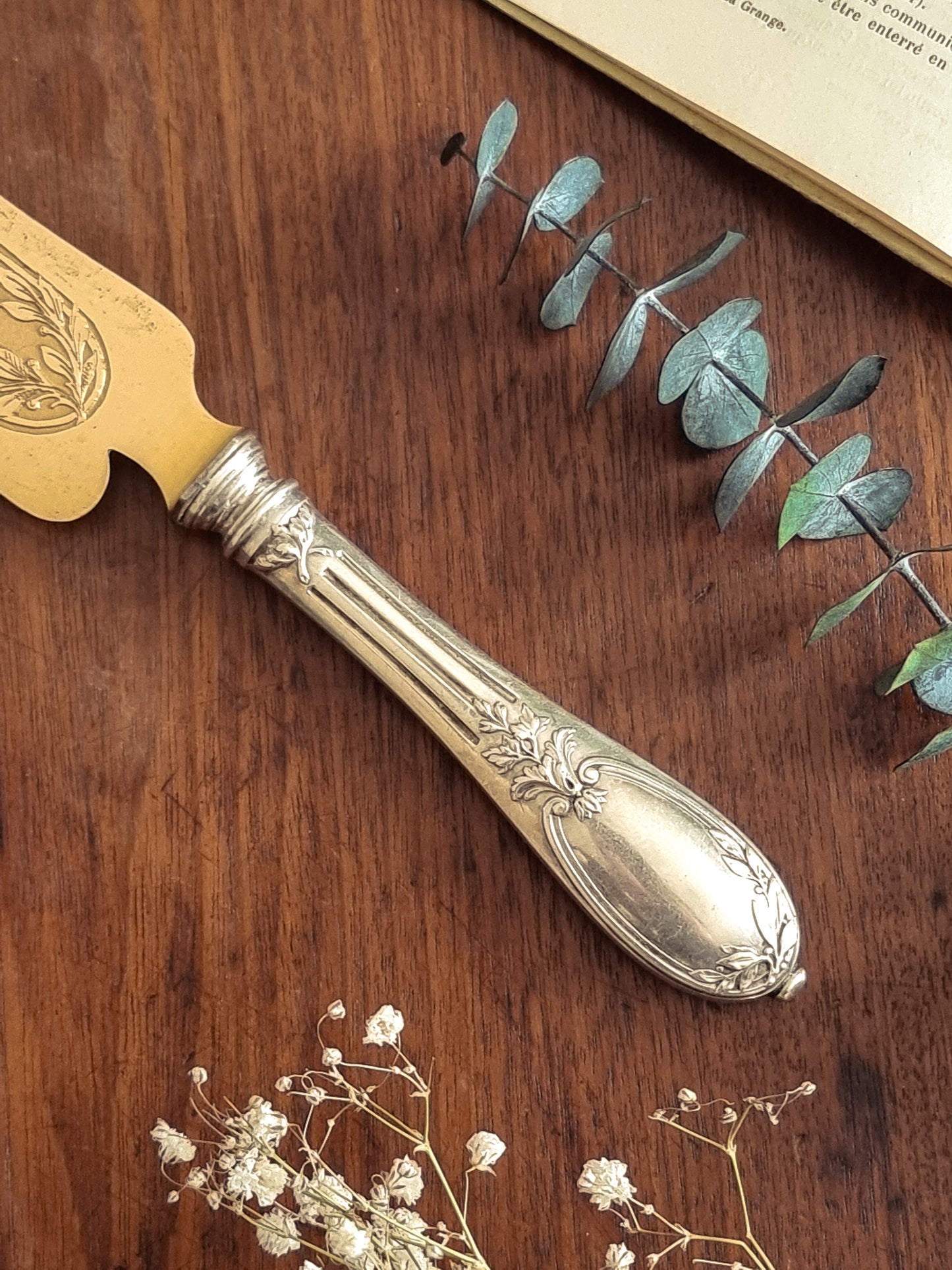 COUTEAU/PELLE DE SERVICE