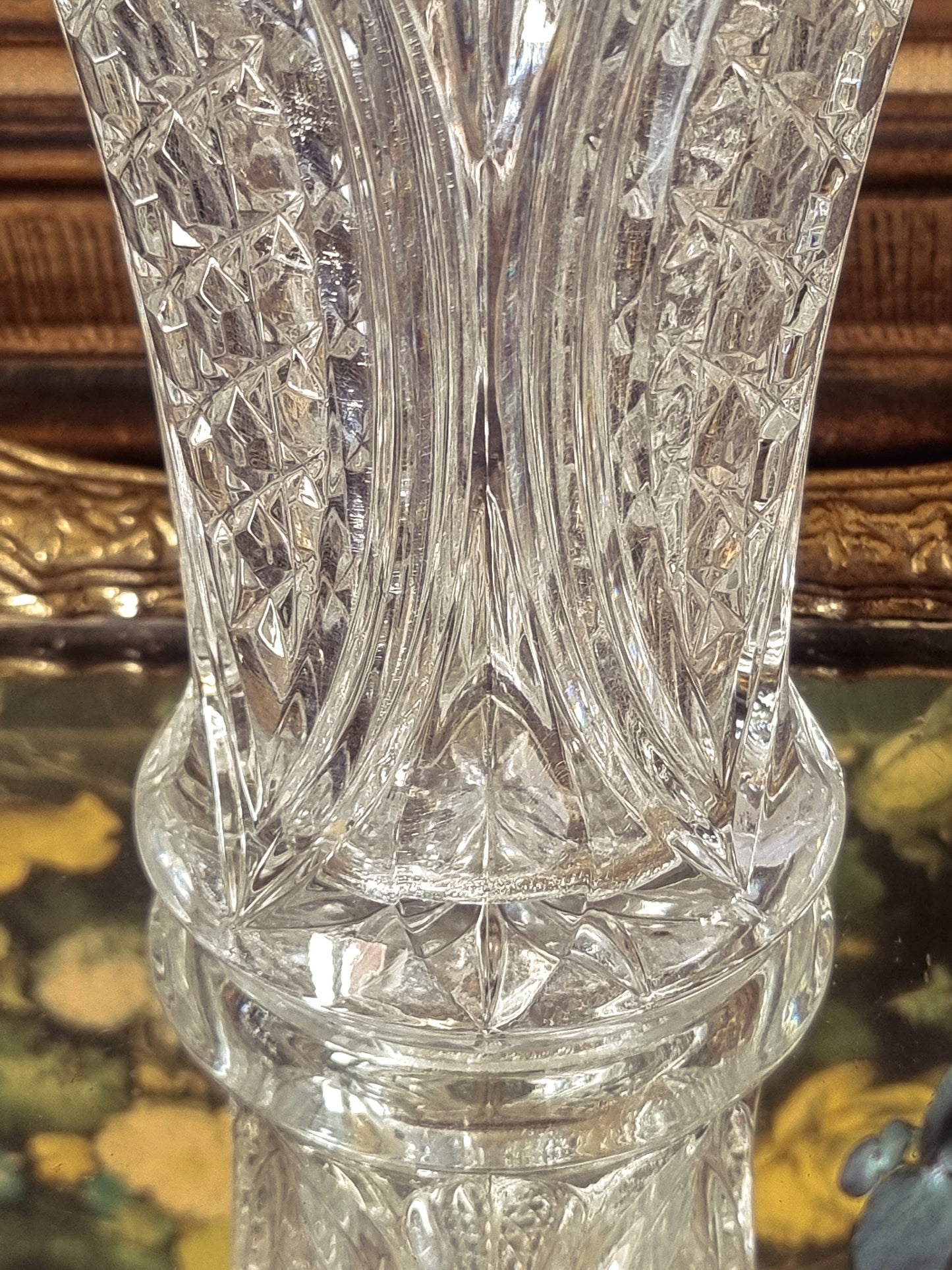 VASE EN CRISTAL TAILLÉ