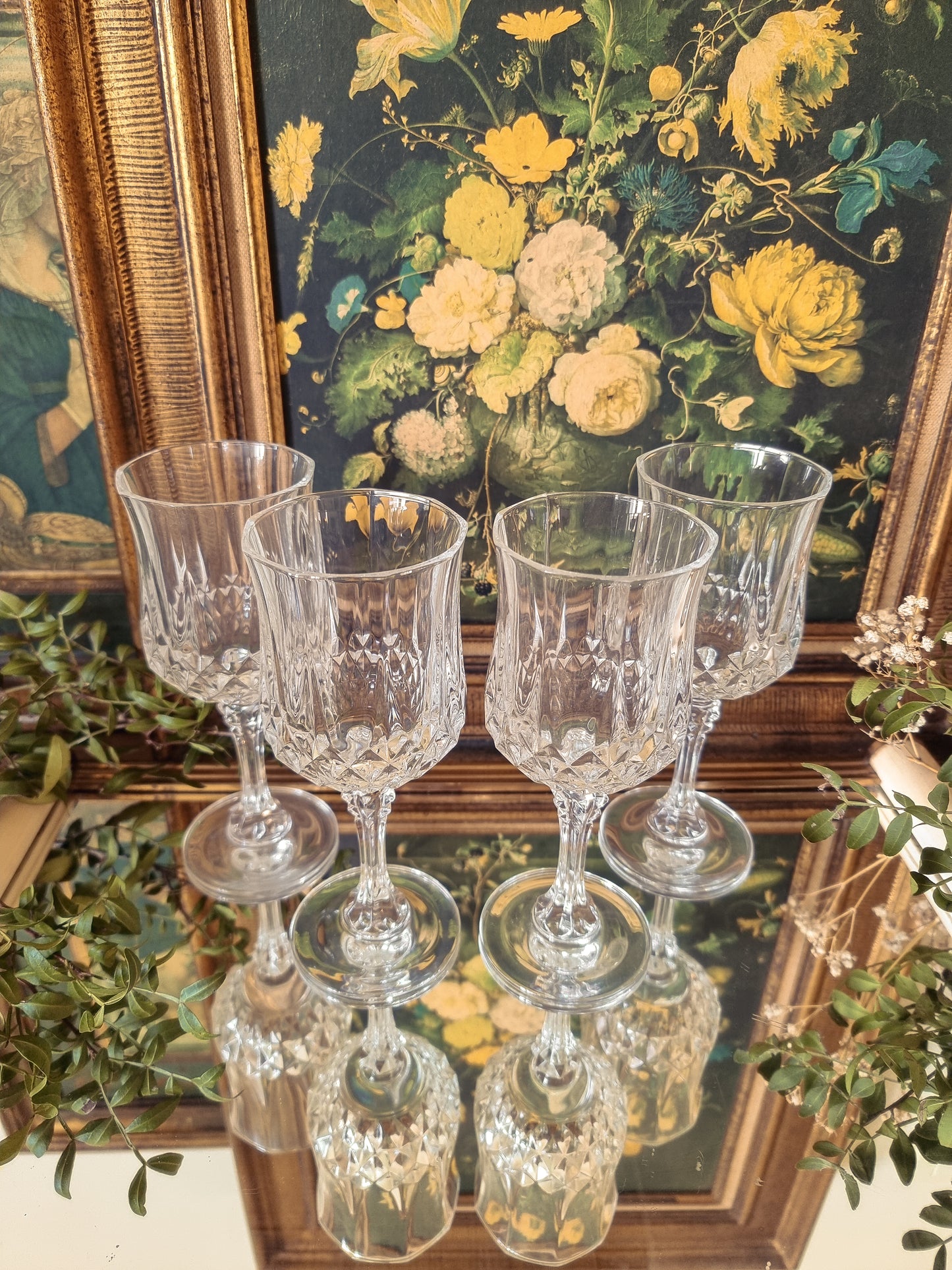 4 VERRES À PIED EN CRISTAL
