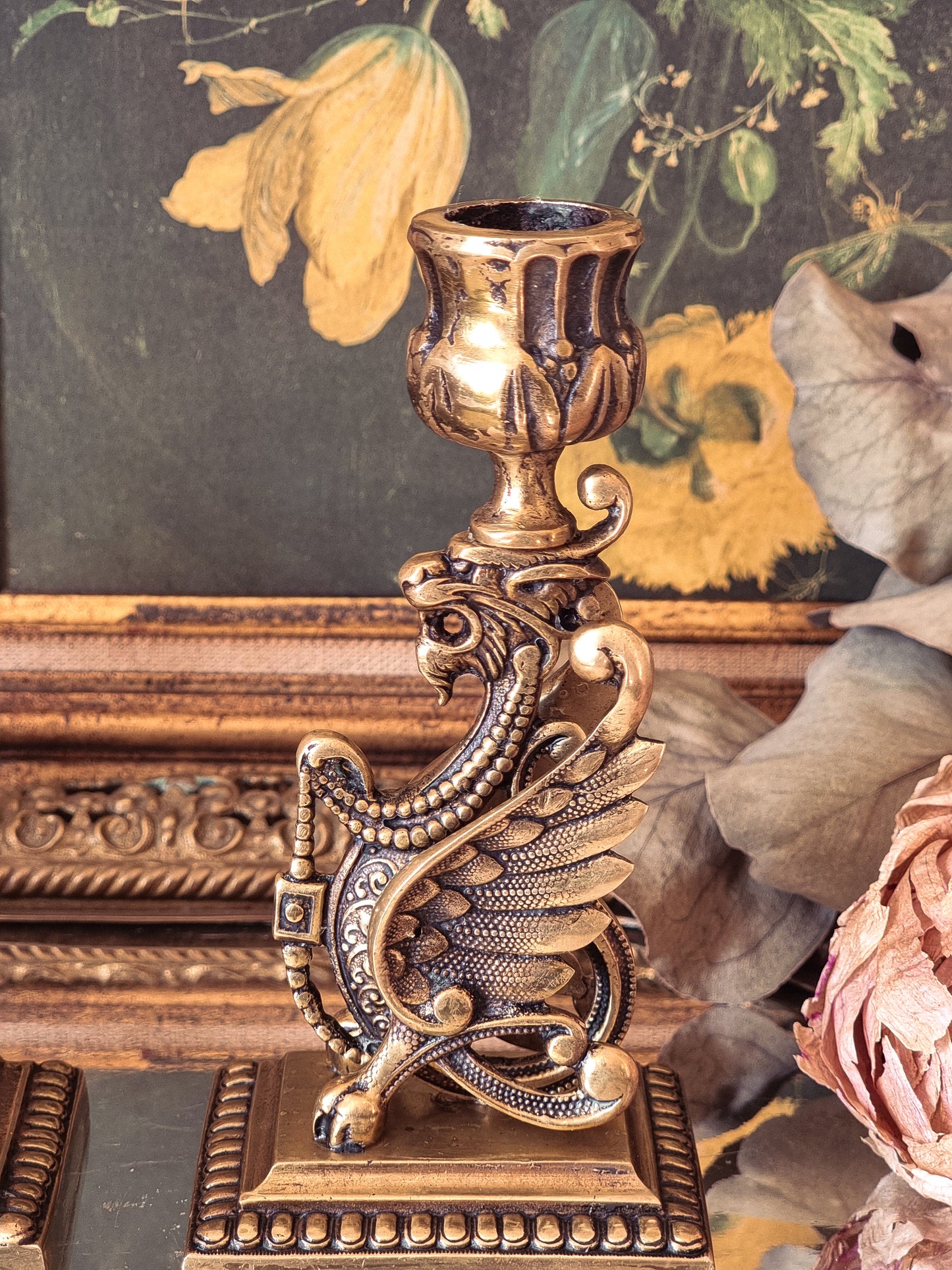 PAIRE DE BOUGEOIRS EN BRONZE