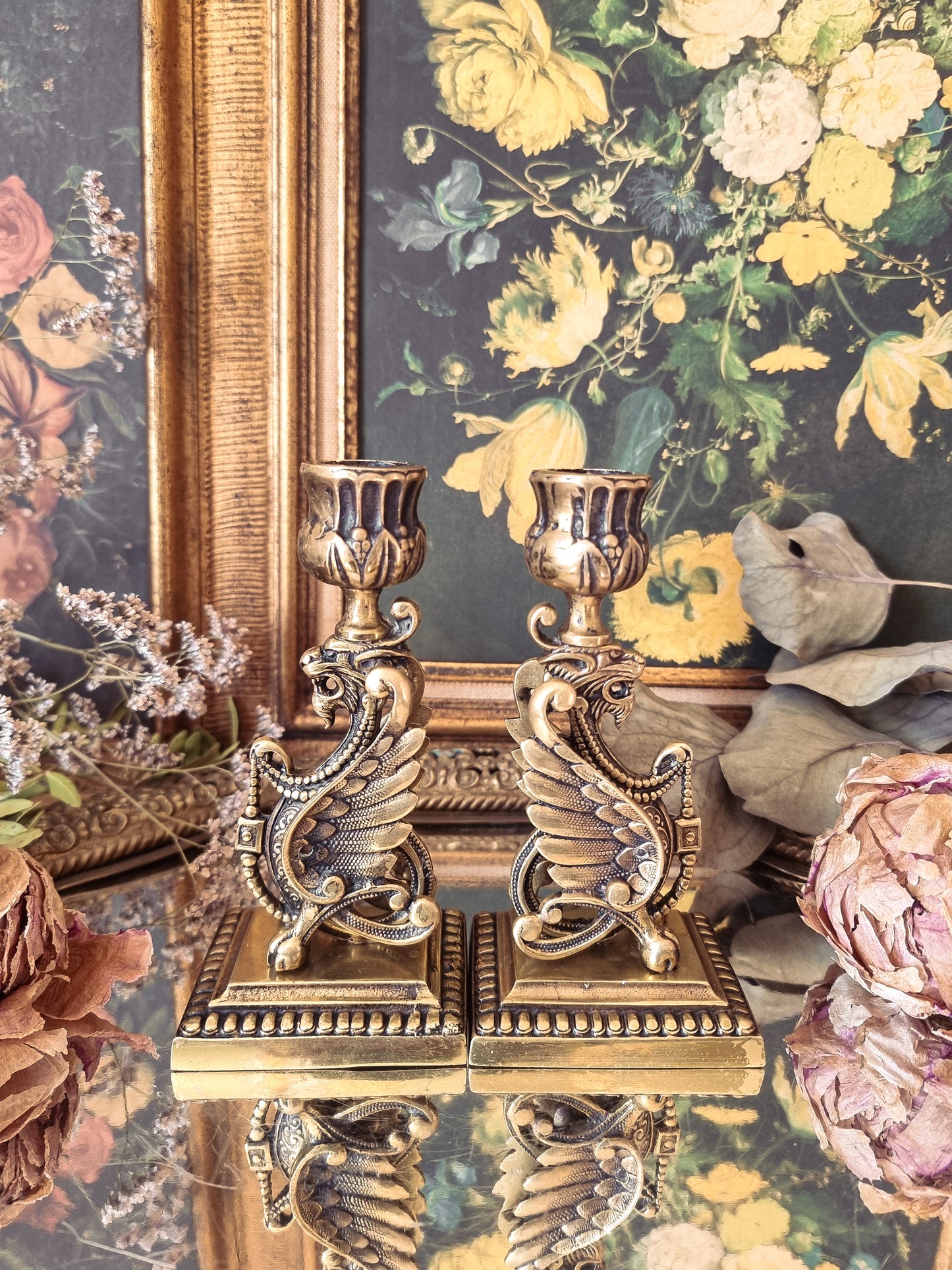 PAIRE DE BOUGEOIRS EN BRONZE