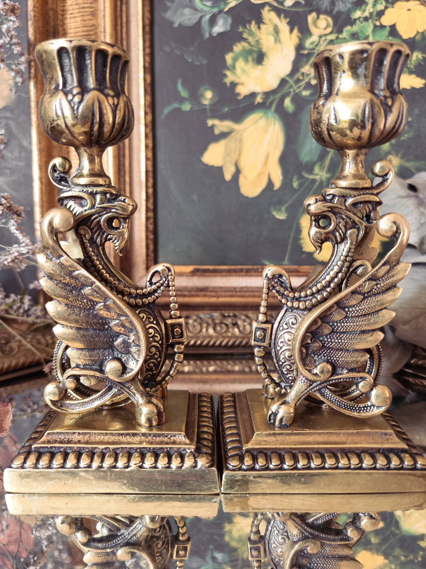 PAIRE DE BOUGEOIRS EN BRONZE