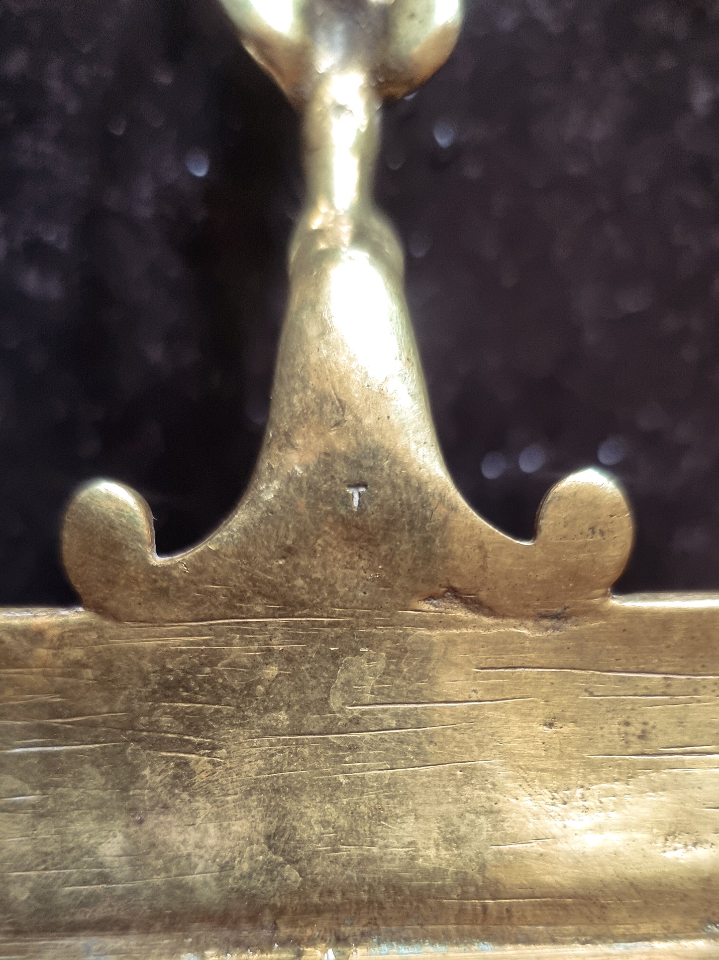 GRAND BOUGEOIR EN BRONZE