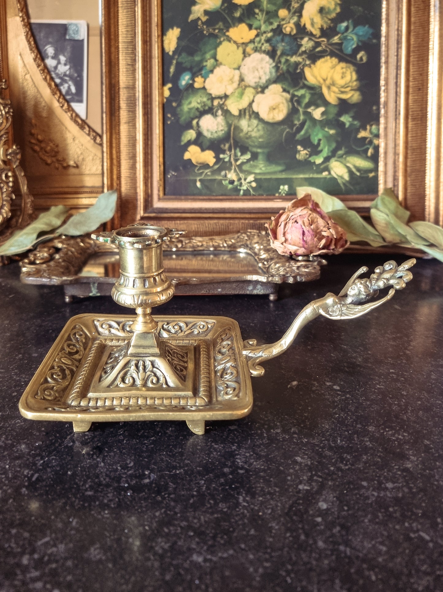GRAND BOUGEOIR EN BRONZE