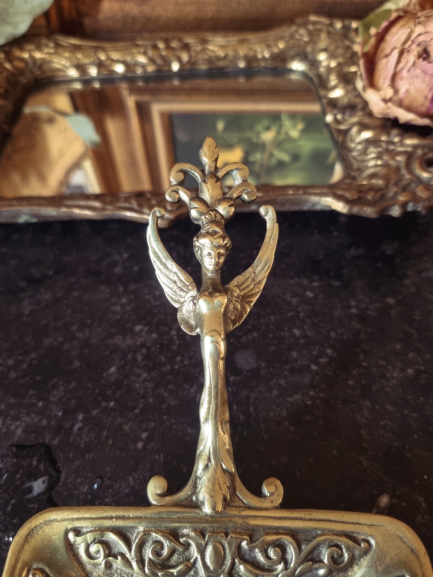 GRAND BOUGEOIR EN BRONZE