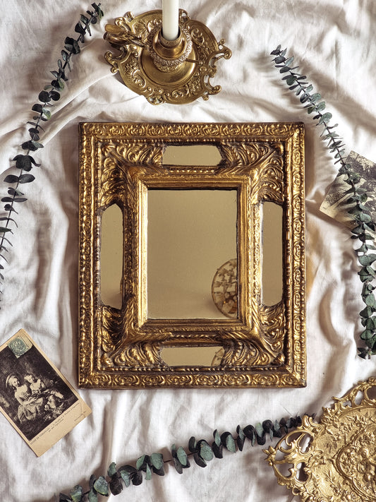 MIROIR À PARECLOSES