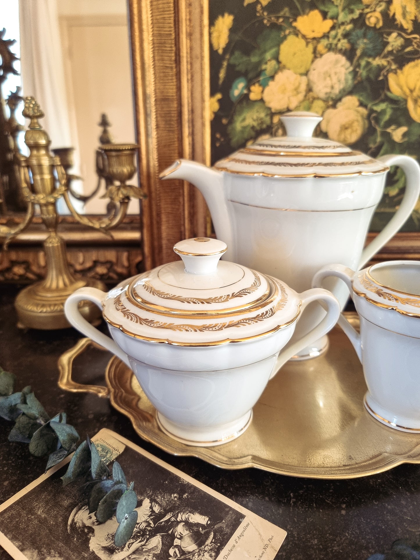 SERVICE À CAFÉ
