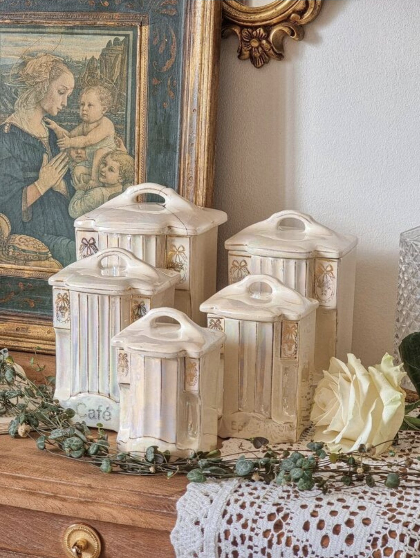 5 POTS À ÉPICES EN FAÏENCE IRISÉE