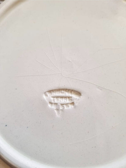 6 ASSIETTES CREUSES EN TERRE DE FER