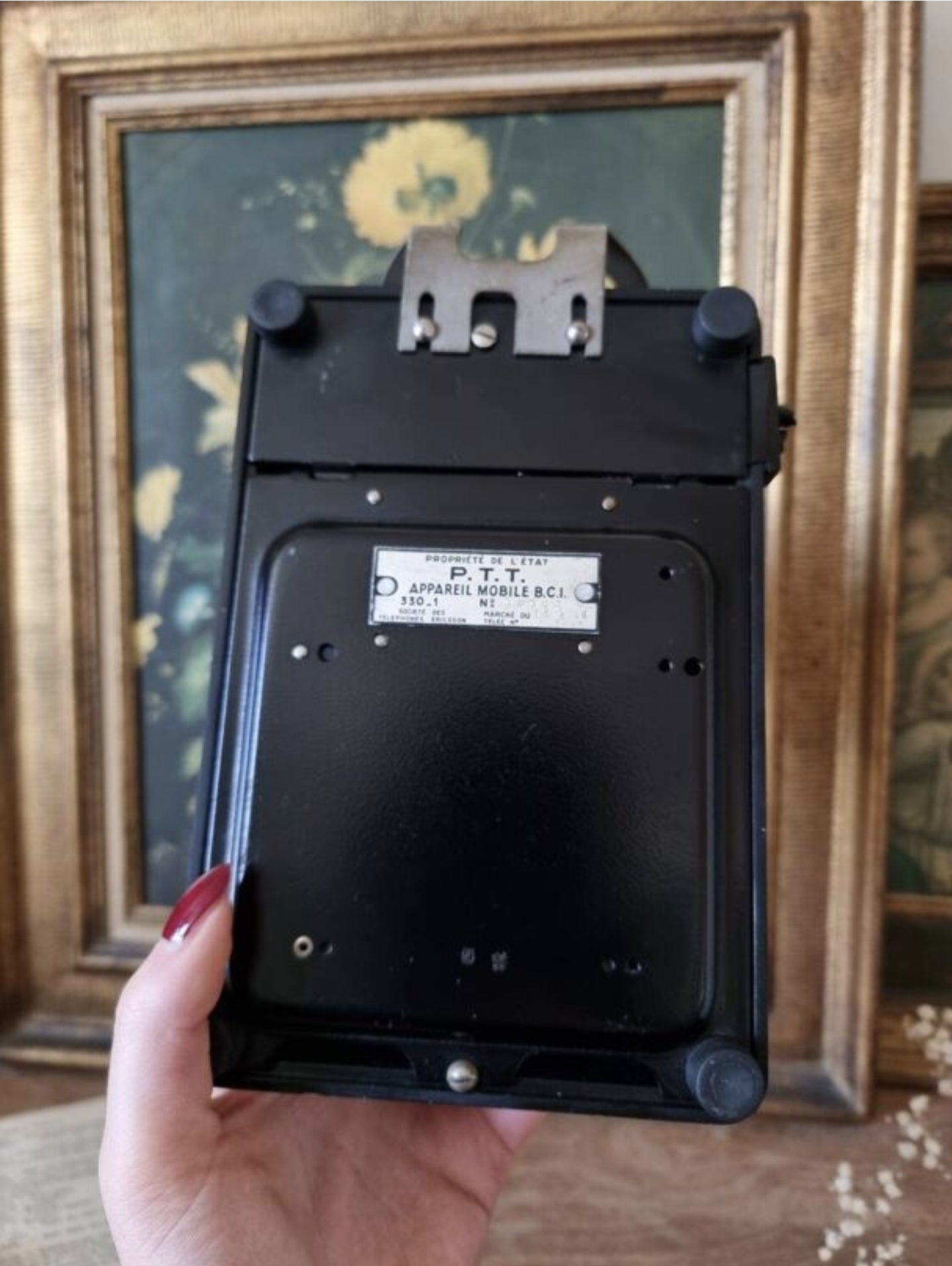TÉLÉPHONE EN BAĶÉLITE