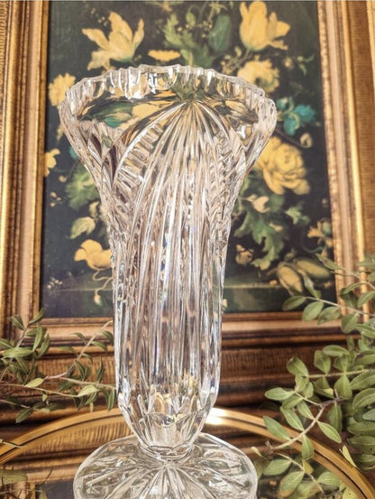 VASE EN CRISTAL TAILLÉ
