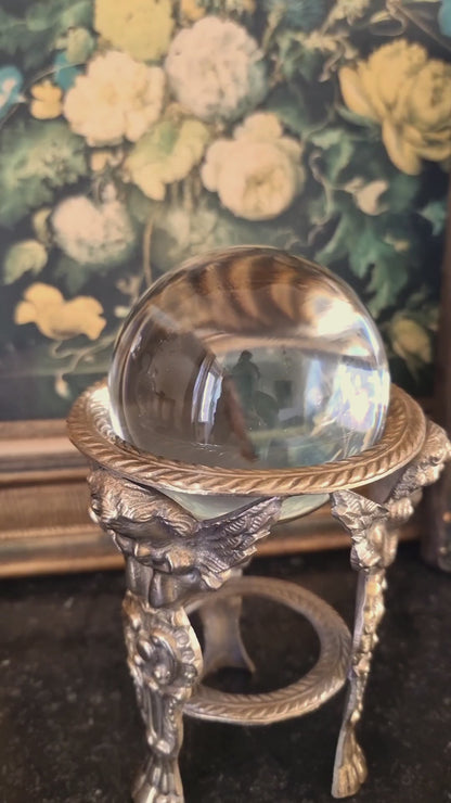 BOULE DE CRISTAL SUR SOCLE