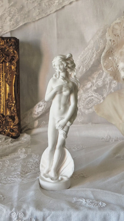 STATUE EN ALBÂTRE NATUREL