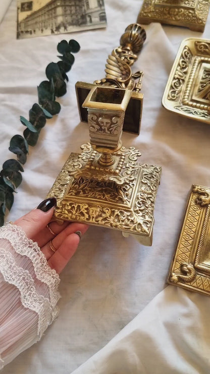 BIUGEOIR EN BRONZE