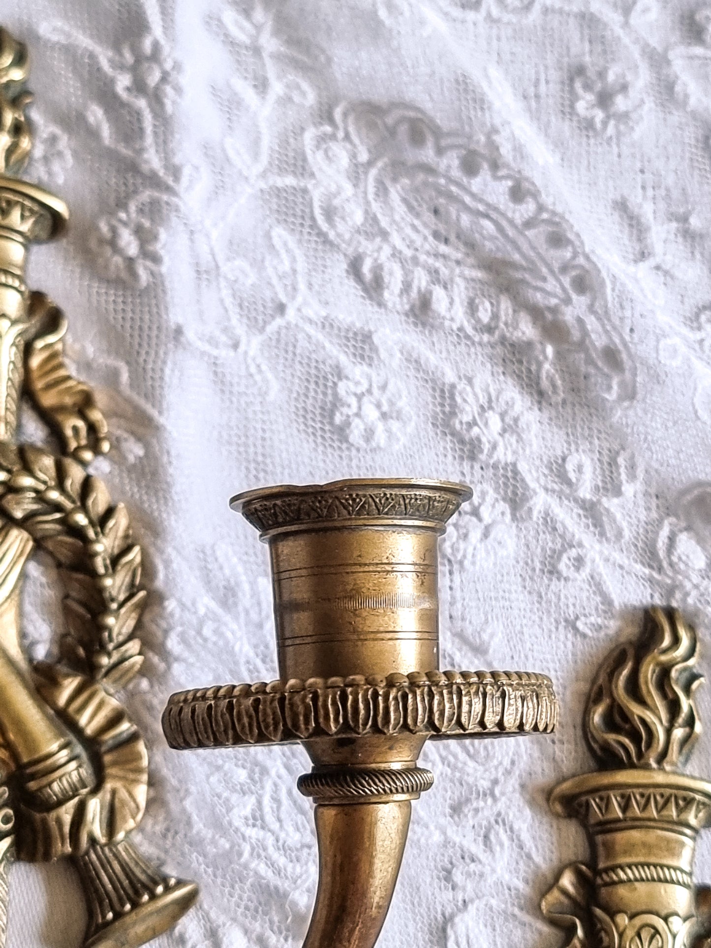 BOUGEOIRS MURAUX EMPIRE