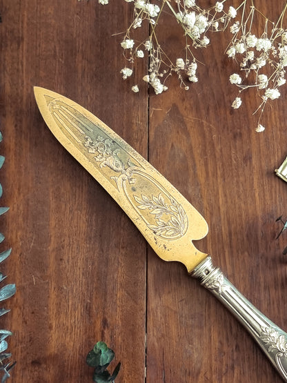 COUTEAU/PELLE DE SERVICE
