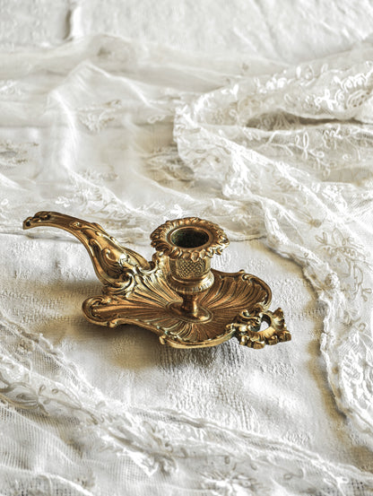 BOUGEOIR RAT DE CAVE EN BRONZE