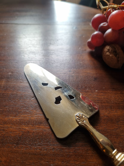 PELLE À TARTE DORÉ