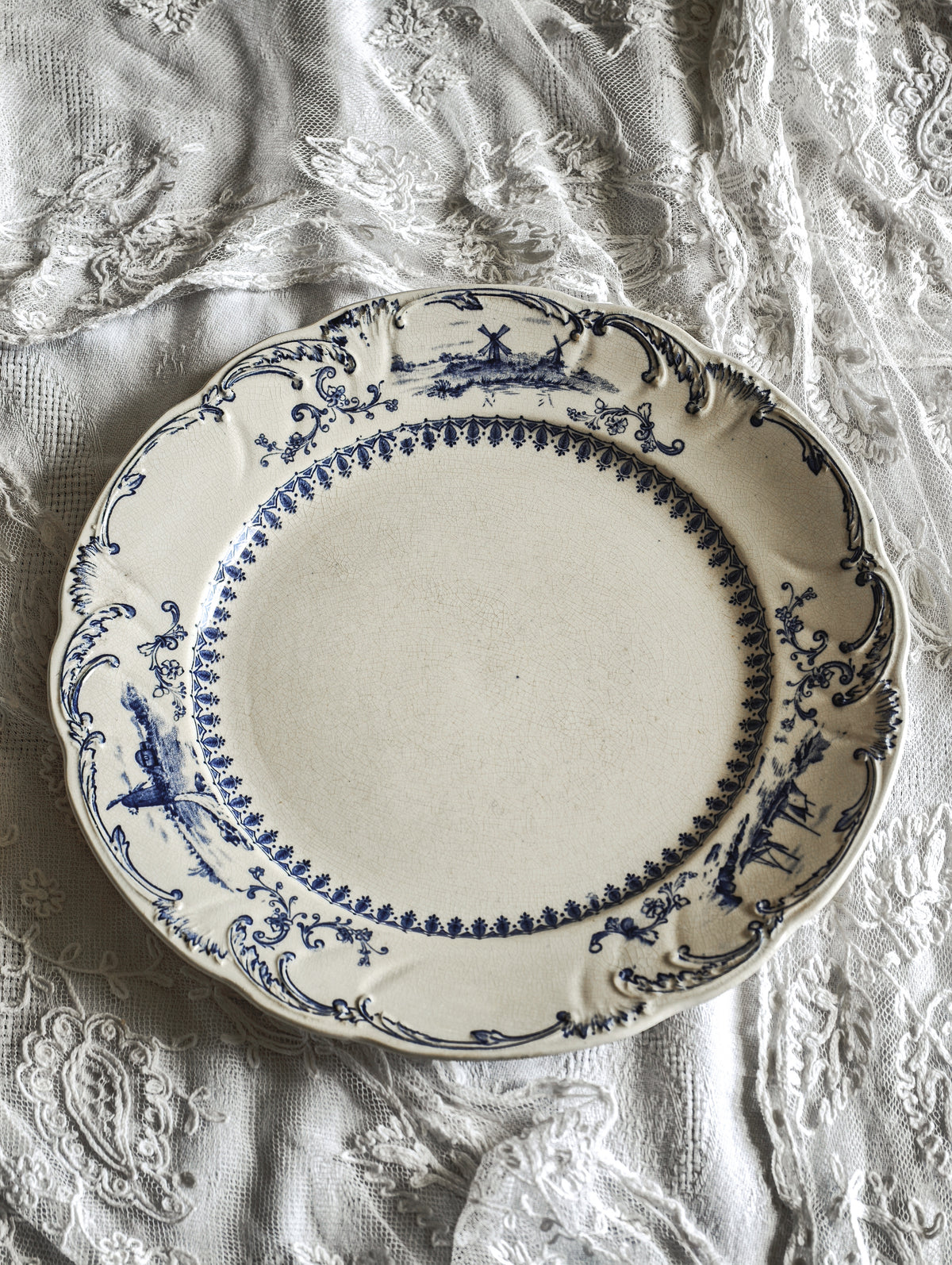 ASSIETTES EN TERRE DE FER