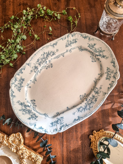 Plat rectangulaire en semi-porcelaine
