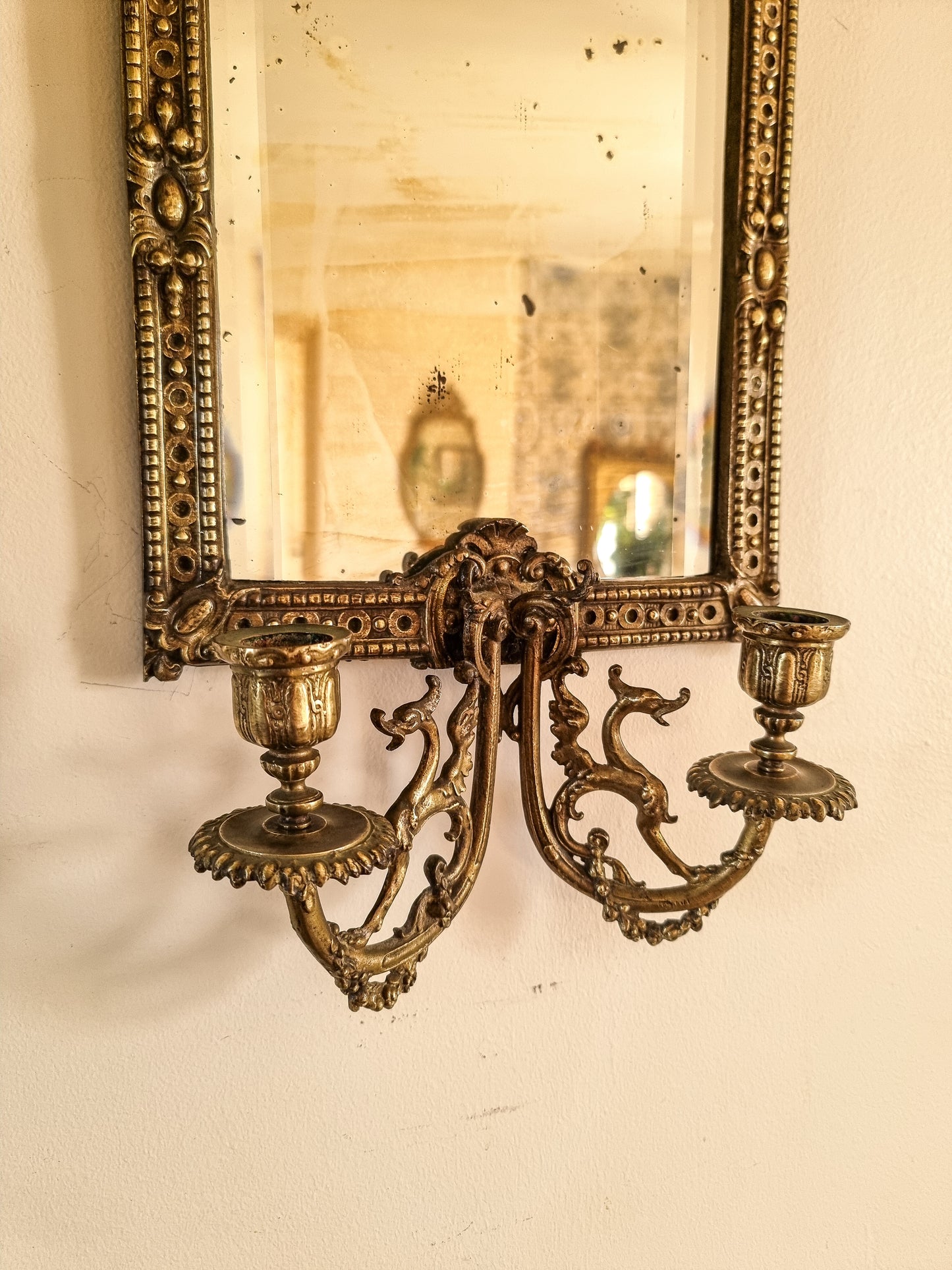 MIROIR AVEC BOUGEOIRS