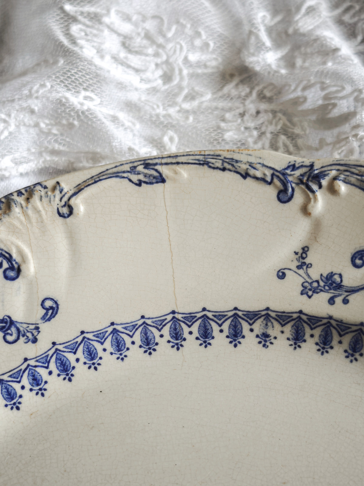ASSIETTES EN TERRE DE FER