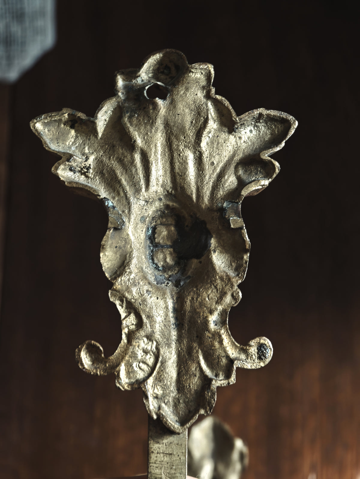 PAIRE DE PORTE-EMBRASSES DE CHÂTEAU