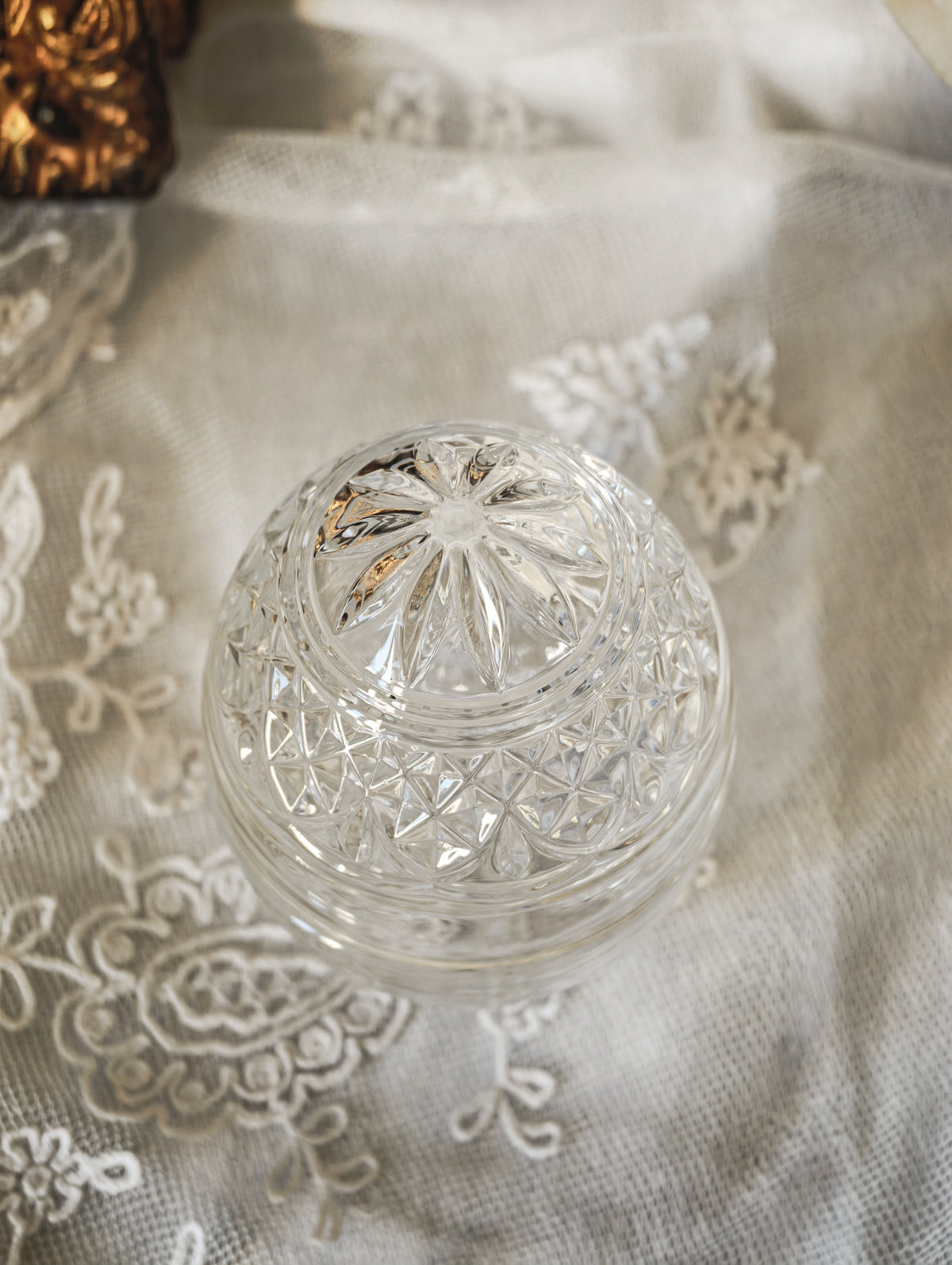 BOÎTE OEUF EN CRISTAL