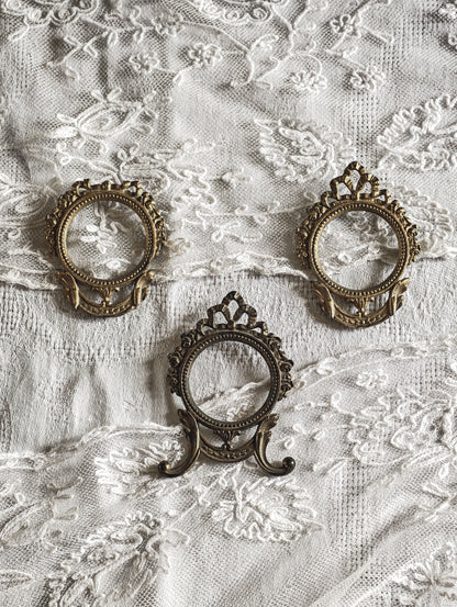 CADRES À POSER ( Verre & fond inclus )