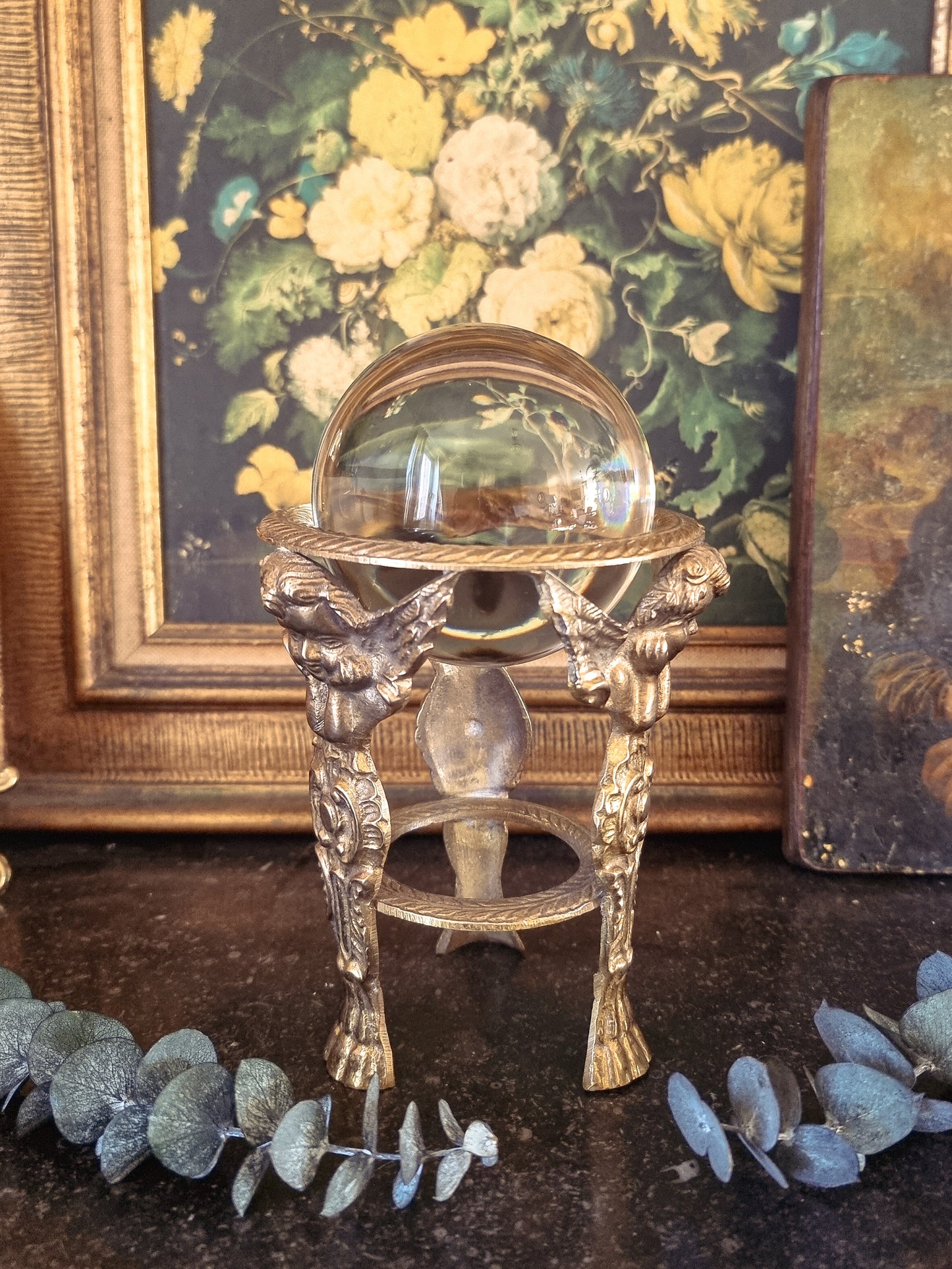 BOULE DE CRISTAL SUR SOCLE