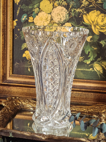 VASE EN CRISTAL TAILLÉ