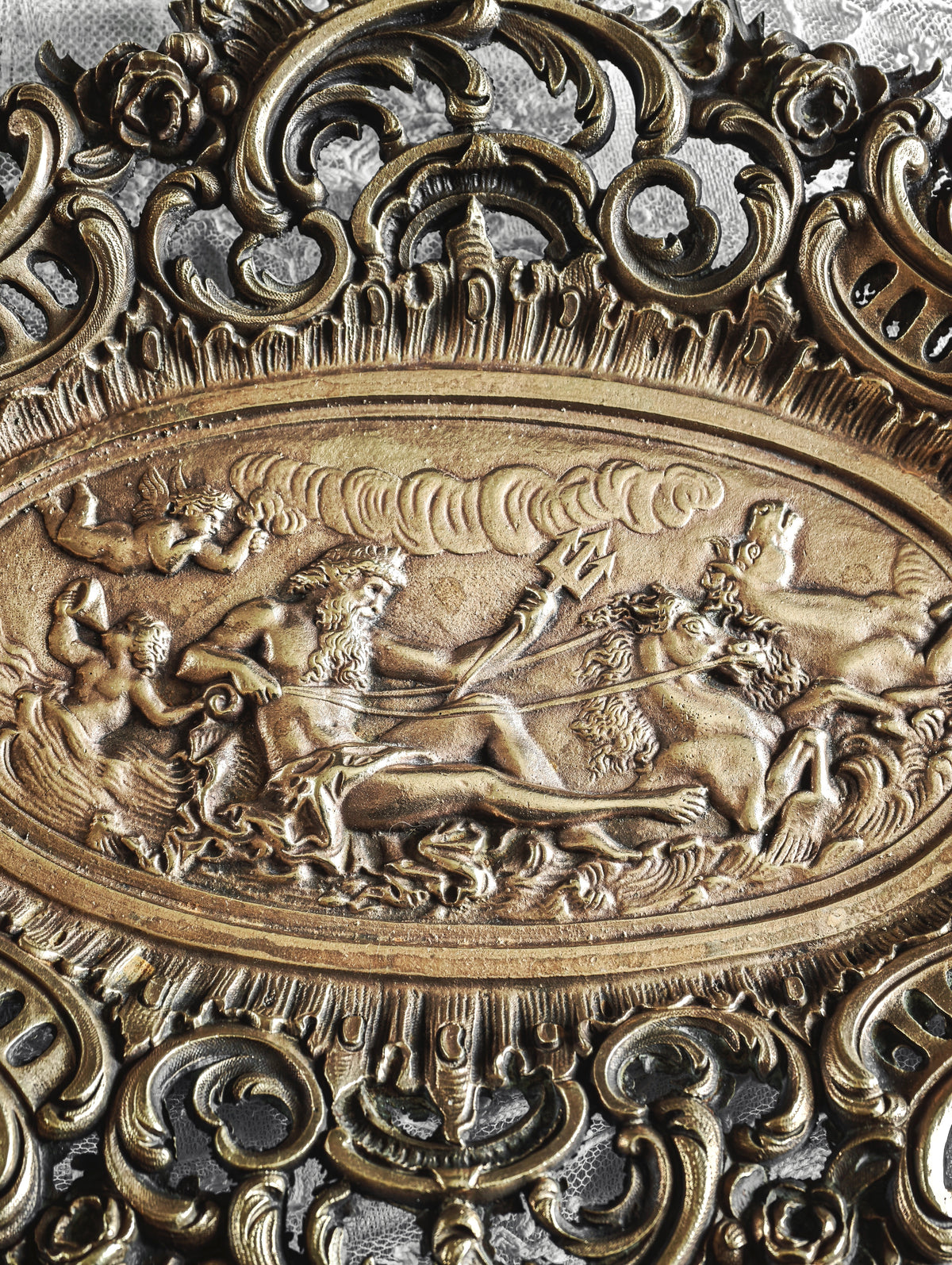 PLATEAU EN BRONZE "POSÉIDON"
