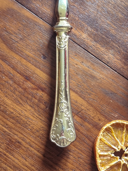 PELLE À TARTE DORÉ