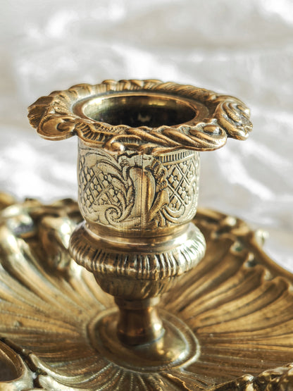 BOUGEOIR RAT DE CAVE EN BRONZE
