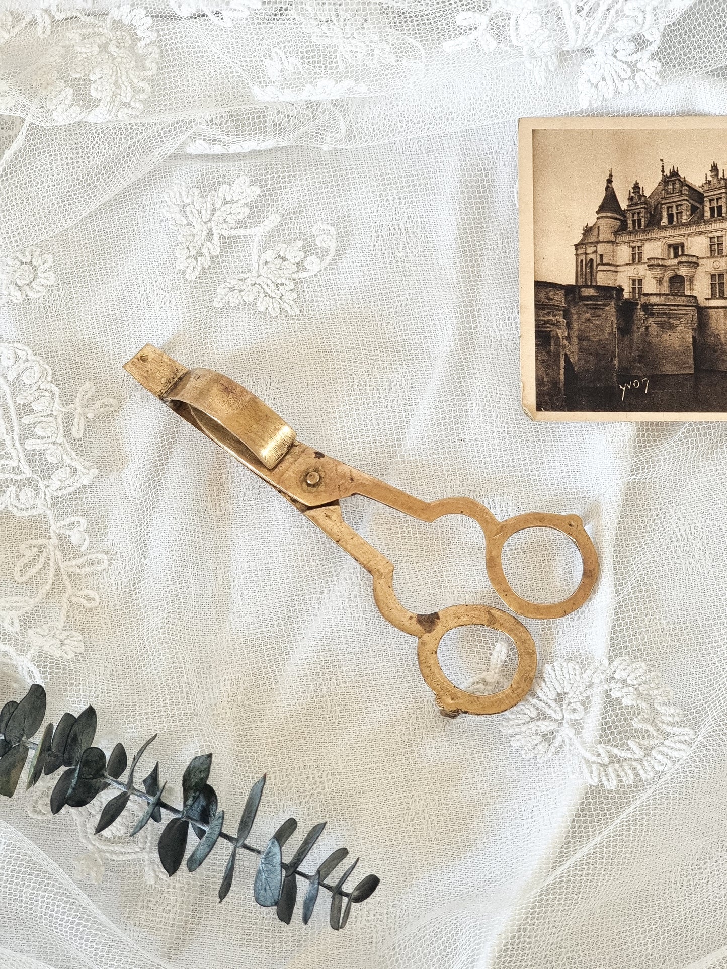 MOUCHETTE EN LAITON