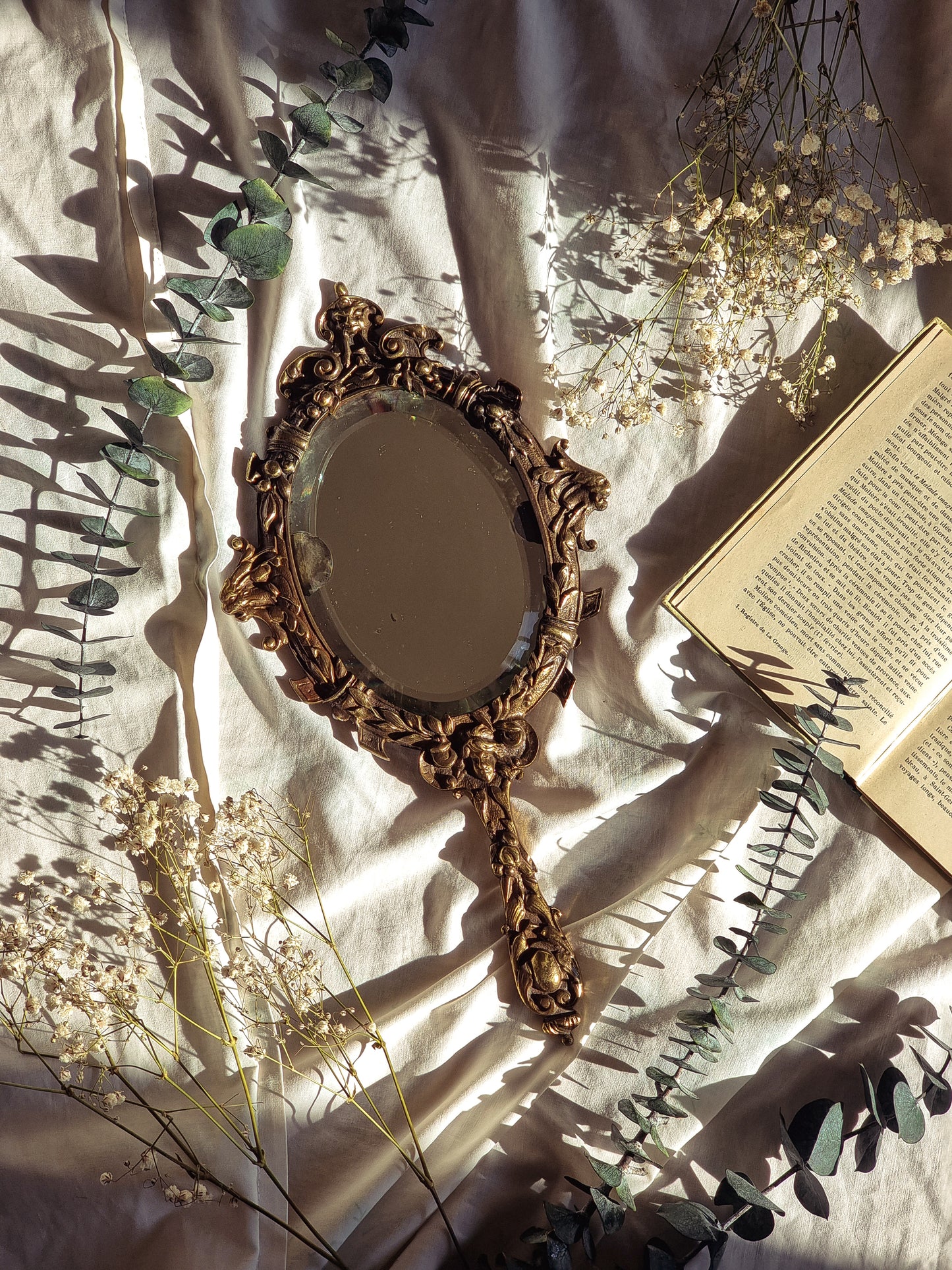 MIROIR À MAIN EN BRONZE