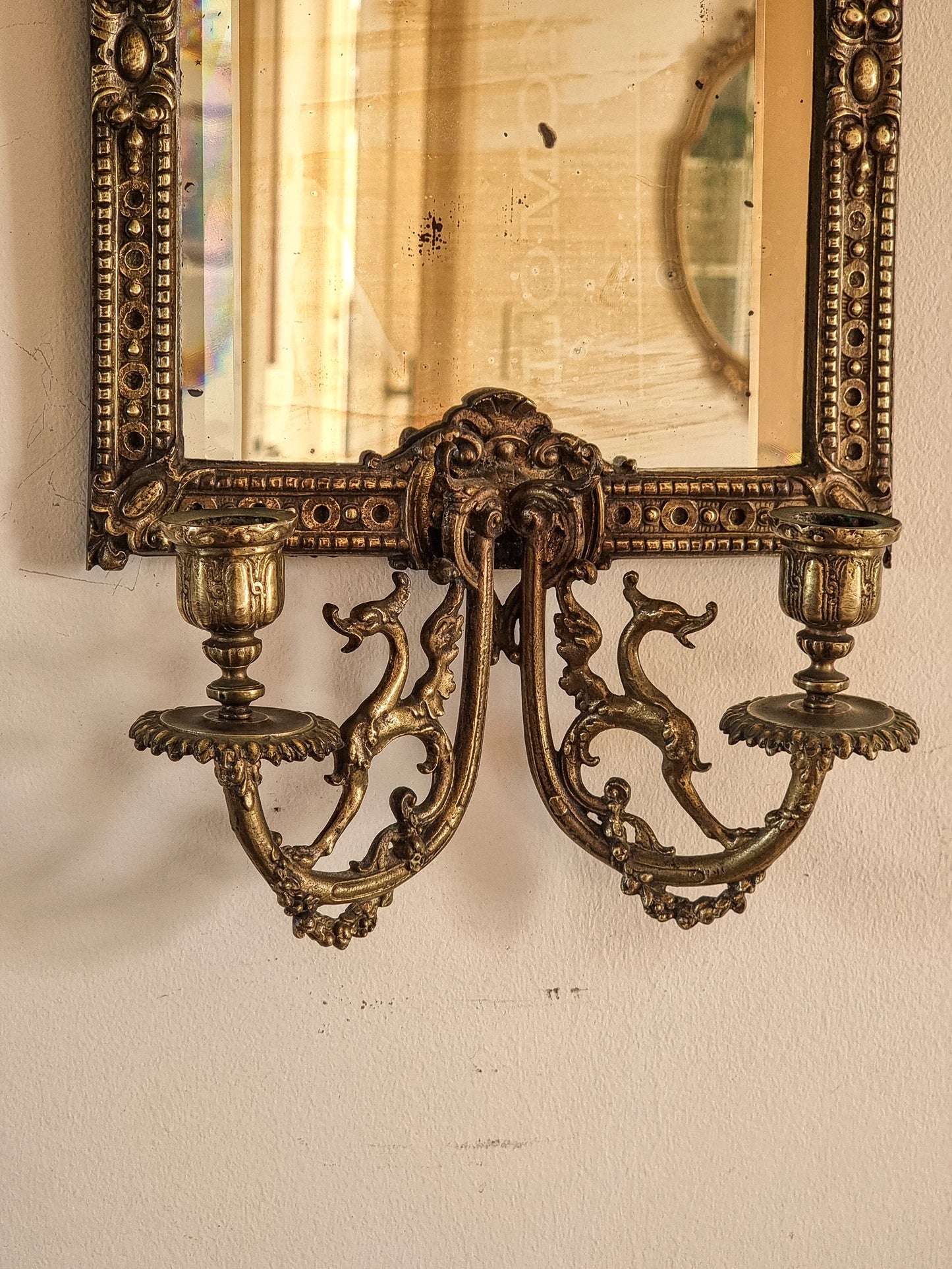 MIROIR AVEC BOUGEOIRS