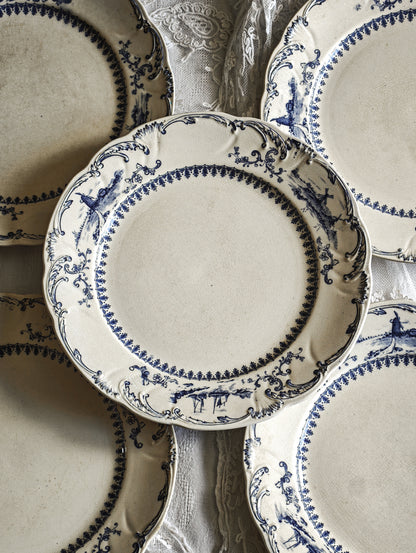 ASSIETTES EN TERRE DE FER
