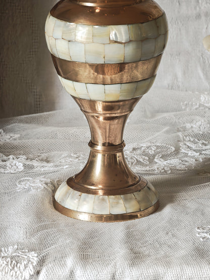 VASE EN CUIVRE ET NACRE